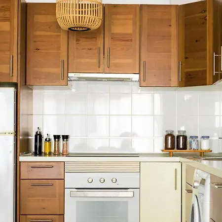 Beautiful One Bedroom Ground Floor - Veraluna *